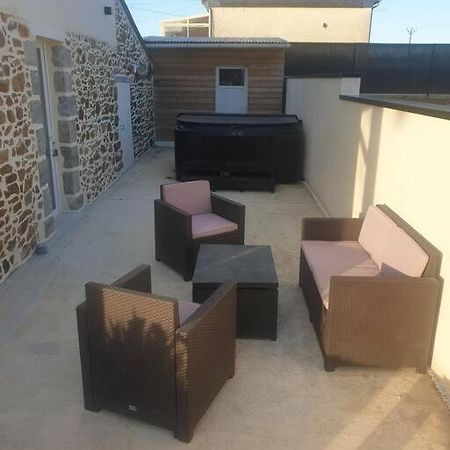 Gite Atypique Avec Jacuzzi Hillion Extérieur photo