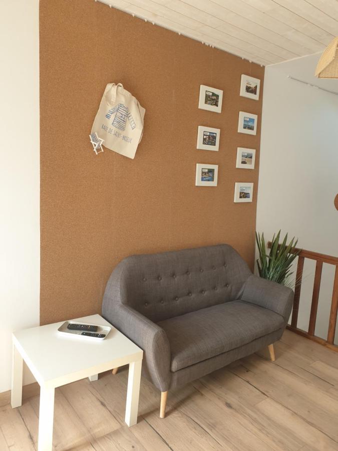 Gite Atypique Avec Jacuzzi Hillion Extérieur photo